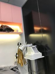 -斐尔国际皮肤管理中心