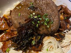 -沪西老弄堂面馆(定西路店)