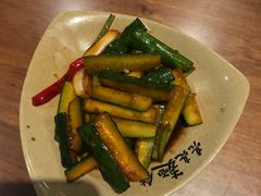 -亮亮面馆(经六路店)