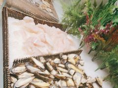 -金滏山烤肉·海鲜·火锅自助餐厅(襄阳万达店)