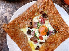 鸡蛋蘑菇熏肉荞麦可丽饼-RAC BAR(安福路店)