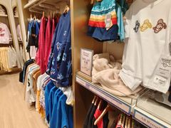 -东荟城名店仓