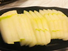 -鲜入围煮花胶鸡海鲜火锅