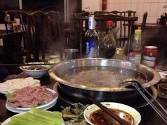 -肖肖酸萝卜鱼火锅(总店)