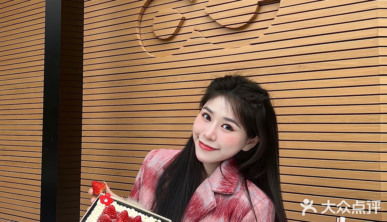 芜湖！红芭蕾草莓小方盒也敲好次了叭❗️