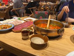 -黔诚多彩火锅(甲秀楼店)