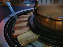 -阿山卓·野生菌火锅·纳西火塘烤肉