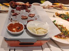 -小河公主秘制烤羊腿(小绿谷店)
