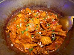 -山河屯铁锅炖(哈西站店)