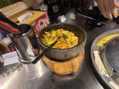 -哈哈碳都·牛肋条无限自助烤肉(台江万达店)