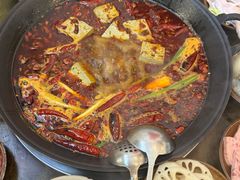 -黄潇洒老火锅(九眼桥宏济巷店)