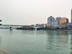 -海吃海喝海鲜烤肉餐厅