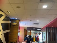 -麦当劳(汉口火车站候车室店)