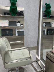 -PE SALON