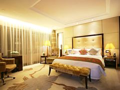 -汕尾巴黎半岛酒店