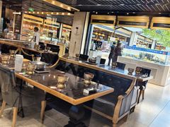 -川骄海鲜自助(王府井奥莱UP TOWN店原世界之花店)