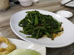 -新峰肉骨茶