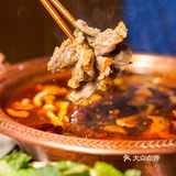 不用去云南，深圳也能吃到酸菜牛肉火锅啦！