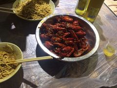 -巴厘龙虾·榜首油焖大虾(音乐学院·沿江酒馆店)
