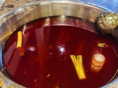 -肖肖酸萝卜鱼火锅(总店)