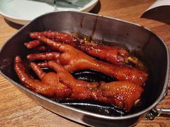 弄堂里的卤鸡爪-弄堂里·寻味杭州(湖滨银泰in77C区店)
