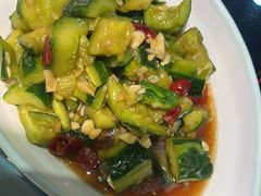 -黄记煌三汁焖锅(新佳丽江汉路店)