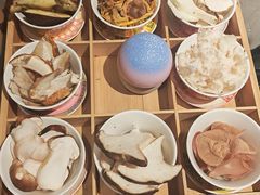 -菌自由丨野生菌火锅特色庭院餐厅(丽江古城店)