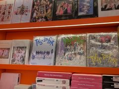 -一直娱POP研究所(西单华威潮铺街店)