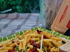 -肥肥虾庄·金牌油焖大虾(首义路店)
