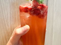 -星巴克臻选(上海合生汇1F店)