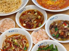 -李与白包子铺(桐梓林店)