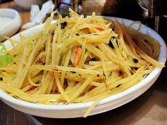 皱皮椒土豆丝-云海肴云南菜·蒸汽石锅鱼(北京良乡华冠店)