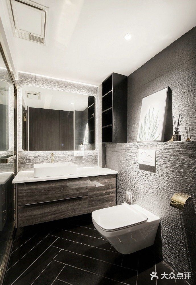 只完成硬装结构改造部分