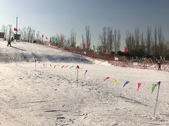 景点-北京亚布洛尼朝阳公园滑雪场