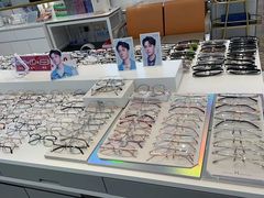 -卡罗林蔡司授权门店(南京东路店)