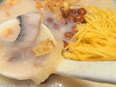 荔湾艇仔粥-喜势点·糖沙翁手工茶点·本地人茶居(永庆坊店)