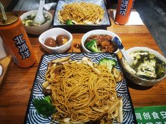 -囿面传统制面馆(中央路店)