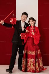 -雪中彩影婚纱摄影·微光艺术中心