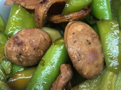青椒炒黑椒肠-家关内关外(西单汉光百货店)