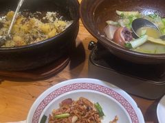 -帅巴人舅母子腊蹄民俗村
