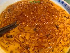 阿婆烧的手工苕粉-吃饭皇帝大(解放西路店)