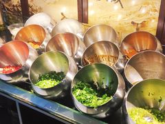-牛里牛气· 榴莲海鲜鲜牛肉自助火锅·烤肉(横岗店)