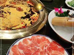 -周小明火锅(黑金冠社区店)