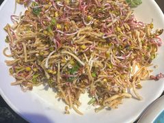 -鱼窝棚柴火铁锅炖(富山屯店)