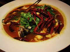 山茶油丹江大鱼头-清水亭湖北菜(大屯DT51店)