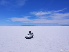-乌尤尼盐沼
