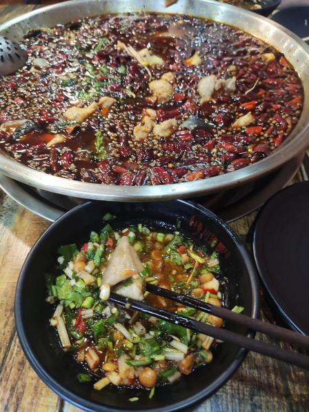 川渔郎·好吃嘴冷锅鱼(西昌总店)-"团的双人餐,店里面环境还不错,套餐