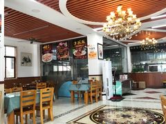 大堂-尕西新疆大盘鸡(回辉村分店)