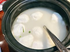 -魏铭鱼头捞饭(晋阳路店)