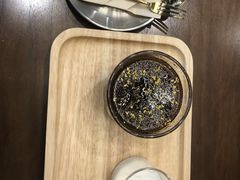 -ZING COFFEE 镜咖啡